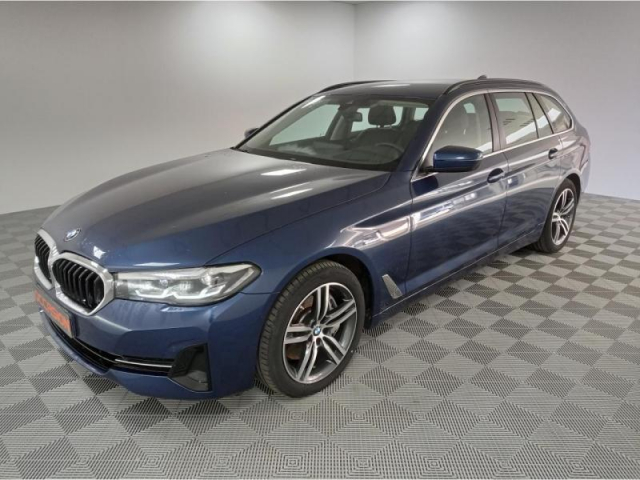 BMW SERIE 5 TOURING Business Design 530d avec Camera 360 + Affichage tete haute + sellerie cuir