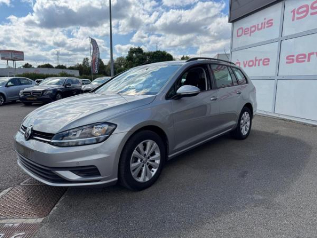 VOLKSWAGEN Golf SW TRENDLINE 1.6 TDI 115cv + CAMERA DE RECUL + Clim Automatique