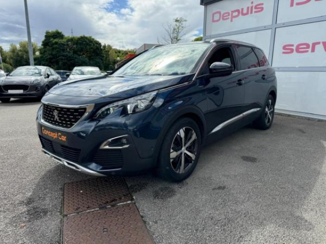 PEUGEOT 5008 GT Line 1.5 BlueHDi 130cv + ATTELAGE + PACK CUIR + VISIO PARK 2 + SON FOCAL