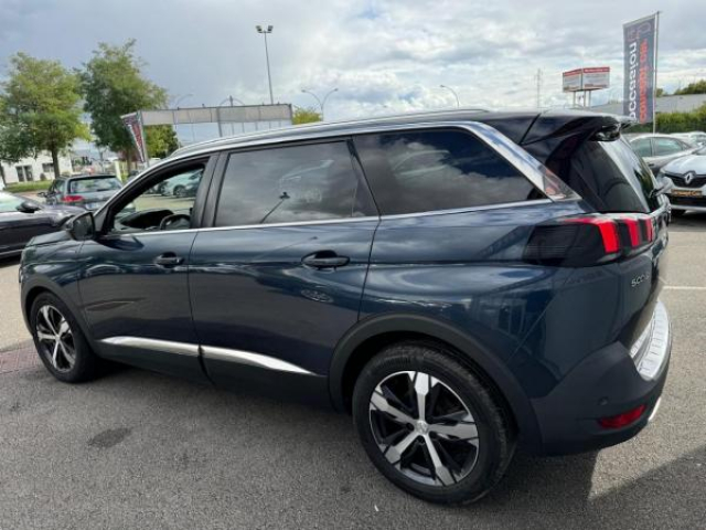 PEUGEOT 5008 GT Line 1.5 BlueHDi 130cv + ATTELAGE + PACK CUIR + VISIO PARK 2 + SON FOCAL