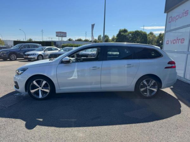 PEUGEOT 308 SW Allure 1.5 BlueHDi 130cv + TOIT PANORAMIQUE