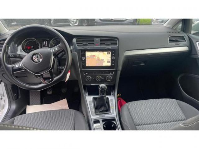 VOLKSWAGEN Golf SW TRENDLINE 1.6 TDI 115cv + CAMERA DE RECUL + Clim Automatique + Discover Media