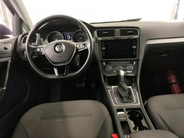 VOLKSWAGEN GOLF Confortline 1.6 TDI 115cv DSG7 + TOIT PANO + CAMERA DE RECUL