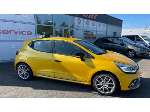 RENAULT CLIO IV R.S 1.6 Turbo 200 EDC