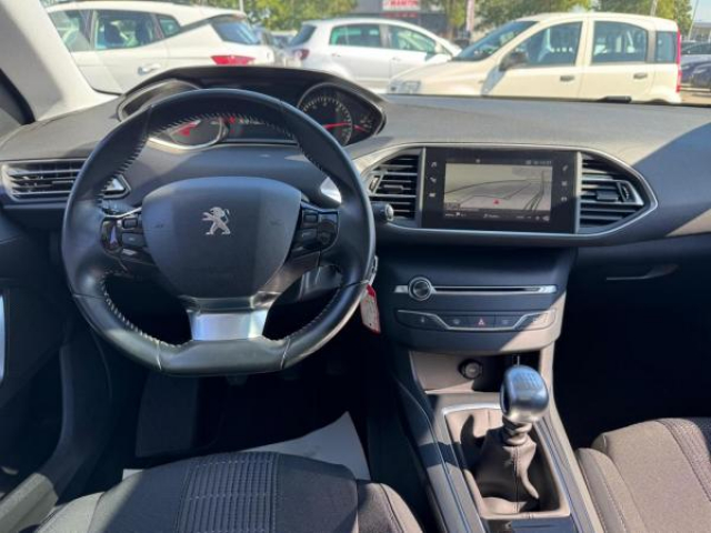 PEUGEOT 308 SW Allure 1.5 BlueHDi 130cv + TOIT PANORAMIQUE