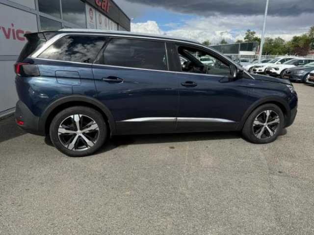 PEUGEOT 5008 GT Line 1.5 BlueHDi 130cv + ATTELAGE + PACK CUIR + VISIO PARK 2 + SON FOCAL