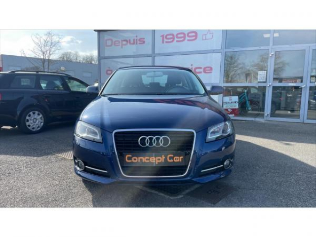 AUDI A3 Attraction  1.6 TDI 105cv