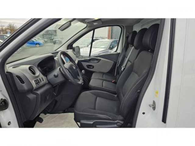 RENAULT TRAFIC Grand Confort 3 Places 1.6 dCi 125cv L1H1 + Camera de Recul TVA RECUPERABLE