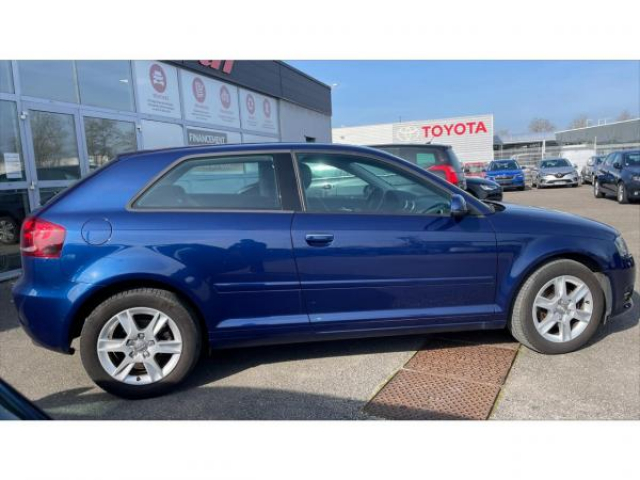 AUDI A3 Attraction  1.6 TDI 105cv