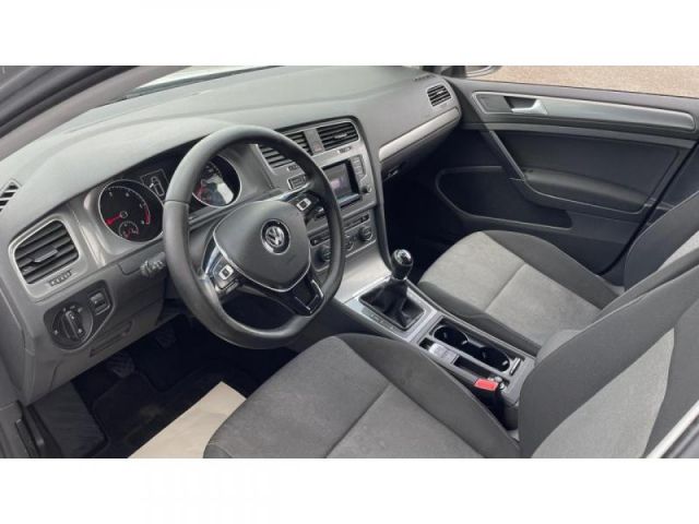 VOLKSWAGEN Golf SW Trendline 1.6 TDI 105cv + RADAR AV ET AR