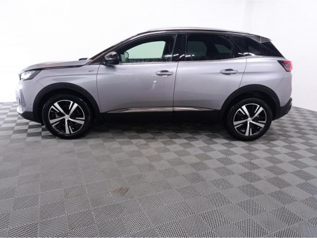 PEUGEOT 3008 GT 130cv + NEUF 0KM