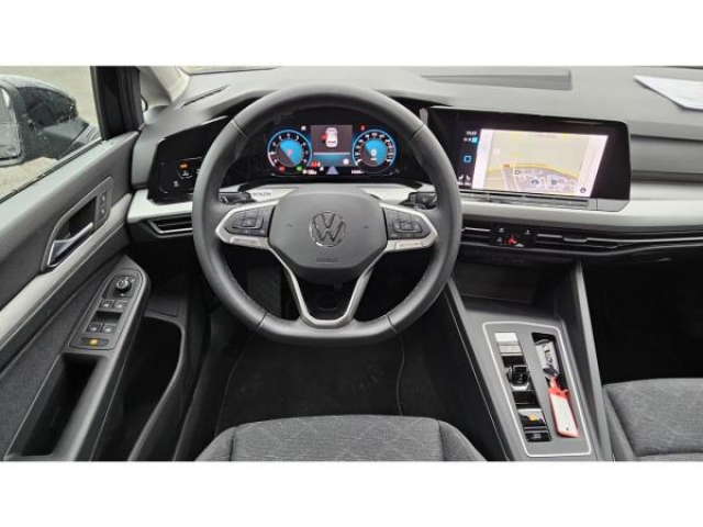 VOLKSWAGEN GOLF Life Plus 1.5 eTSI 130cv DSG7 + Pack Hiver + Systeme proactive des occupants + Vitres AR surteinte