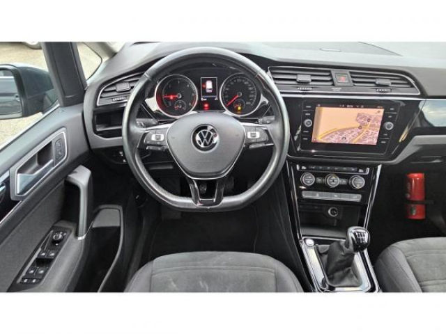 VOLKSWAGEN TOURAN Highline 2.0 TDI 150cv 7places + Pack Easy-access + Pack Famille + Navigation