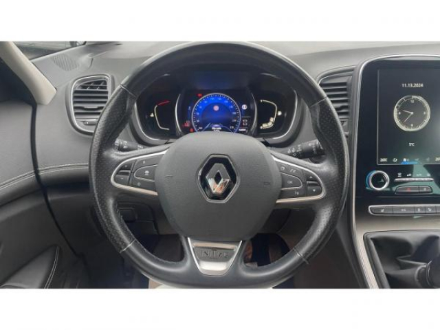 RENAULT GRAND SCENIC Initiale Paris 1.6 EnergydCi 130cv 7places + Sellerie cuir Nappa Noir