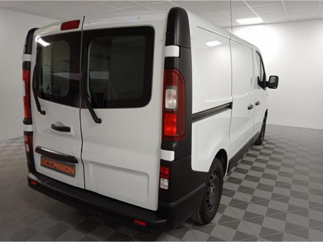 RENAULT TRAFIC 1.6 dCi 95cv Fourgon Grand Confort L1H1 TVA RECUPERABLE