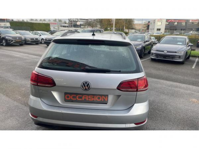 VOLKSWAGEN Golf SW TRENDLINE 1.6 TDI 115cv + CAMERA DE RECUL + Clim Automatique + Discover Media