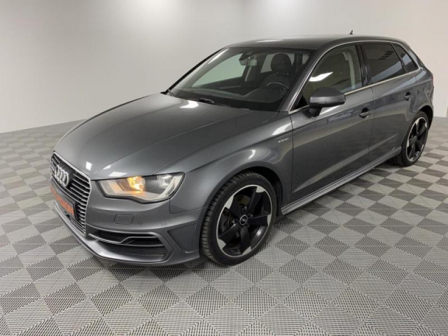 AUDI A3 SPORTBACK Ambition Luxe E-tron 204cv S-Tronic