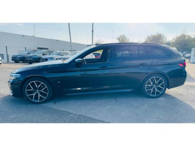 BMW SERIE 5 TOURING M-Sport 520d 190cv + Toit ouvrant panoramique + Driving Assistant + ACC avec Stop&Go