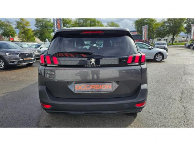 PEUGEOT 5008 Active 1.5 BlueHDi 130cv + Pack City 1 + Pack Drive Assist