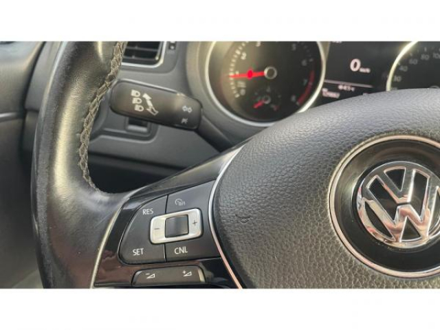 VOLKSWAGEN POLO 1.0i - 75  Confortline