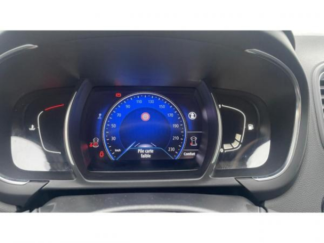 RENAULT GRAND SCENIC Initiale Paris 1.6 EnergydCi 130cv 7places + Sellerie cuir Nappa Noir