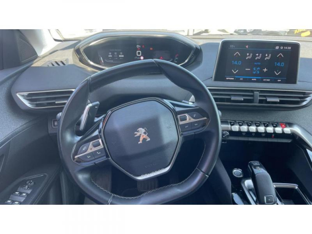 PEUGEOT 5008 Allure 1.5 BlueHDi 130cv EAT8 + Attelage + Roue de secours + Hayon électrique