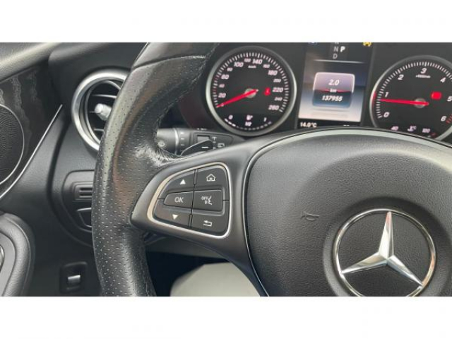 MERCEDES GLC Launch Edition 4-Matic 220d 163cv BVA 9G-Tronic + TOIT PANORAMIQUE + SIEGES AVANT CHAUFFANTS