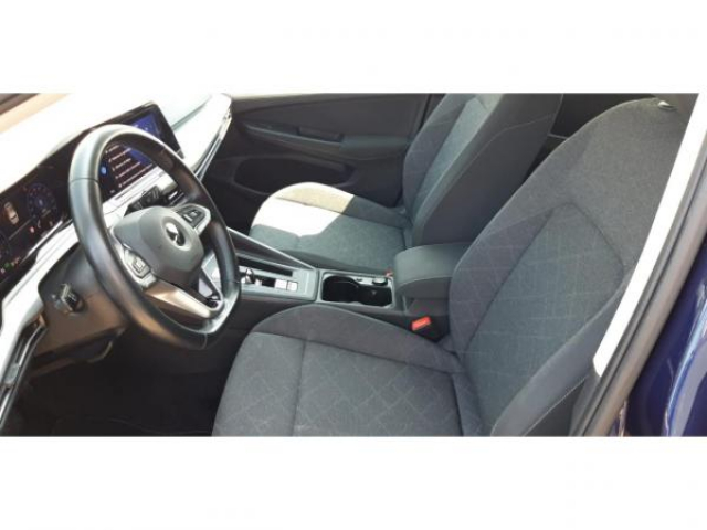 VOLKSWAGEN GOLF Life 1.5 eTSI 150cv DSG7