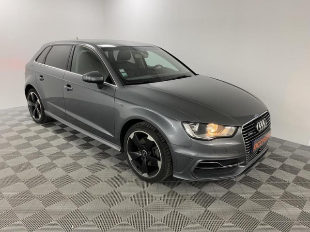 AUDI A3 SPORTBACK Ambition Luxe E-tron 204cv S-Tronic