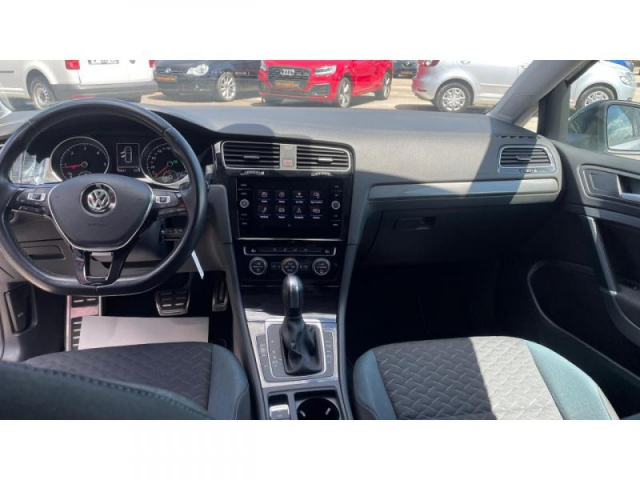 VOLKSWAGEN Golf SW IQ.Drive 2.0 TDI 150cv DSG7