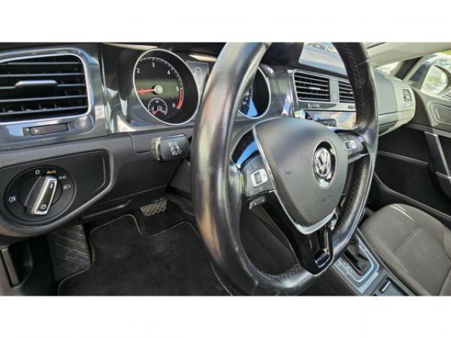 VOLKSWAGEN GOLF Confortline 1.6 TDI 115cv DSG7 + TOIT PANO + CAMERA DE RECUL