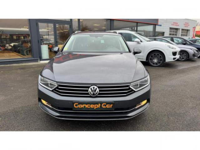 VOLKSWAGEN Passat SW HIGHLINE 2.0 TDI 150cv DSG6 + Cuir + Sièges avant et Volant chauffants + Attelage