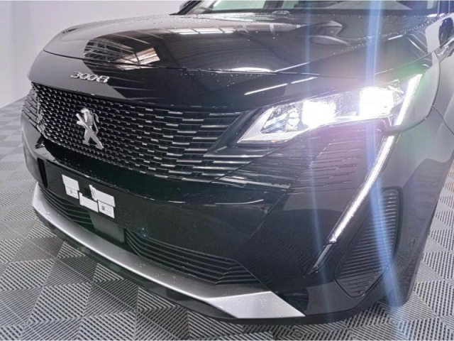 PEUGEOT 3008 GT 130cv EAT8 + Toit ouvrant panoramique + Hayon Mains Libres + NEUF 0KM