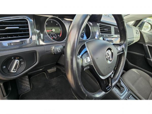 VOLKSWAGEN GOLF Confortline 1.6 TDI 115cv DSG7 + TOIT PANO + CAMERA DE RECUL