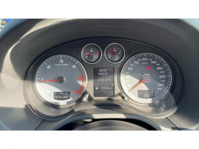 AUDI A3 Attraction  1.6 TDI 105cv