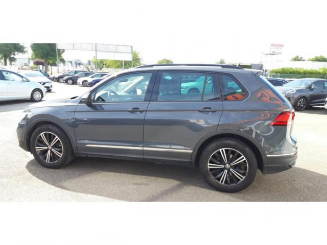 VOLKSWAGEN TIGUAN Life 2.0 TDI 150cv DSG7 + TOIT PANORAMIQUE+DIGITAL COCKPIT