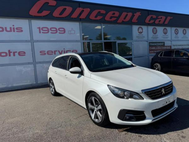 PEUGEOT 308 SW Allure 1.5 BlueHDi 130cv + TOIT PANORAMIQUE