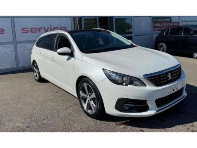 PEUGEOT 308 SW Allure 1.5 BlueHDi 130cv + TOIT PANORAMIQUE