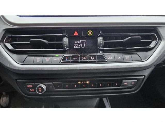 BMW SERIE 1 Business 116d  + Climatisation automatique